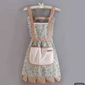 Vintage style cute country apron